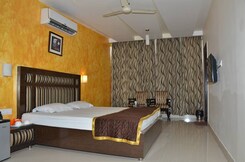 Hotel Prateek Plaza, Sri Ganganagar Hotel Prateek Plaza, Sri Ganganagar