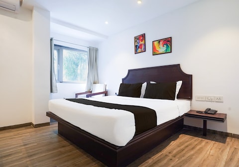Super Townhouse Central Bazar Road Ramdaspeth