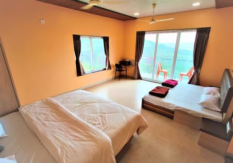 Paramounts Vinayaka 3 bhk holiday home Dam view (1st floor)