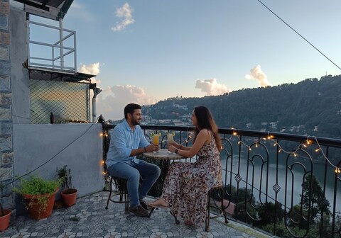 Nainital Willows - Lake View Rooms