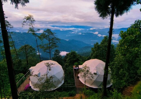 Glamp-Inn || The Camping Cabin ||