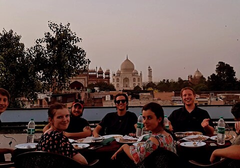 Hotel Kamal Nearest to Taj Mahal