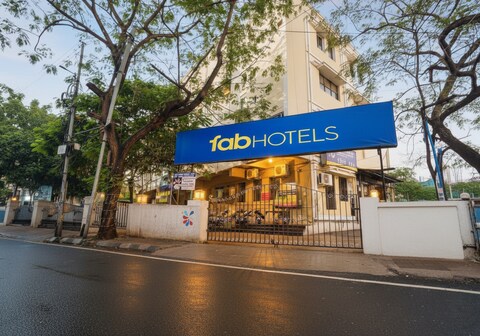 FabHotel Colors Service Apartment