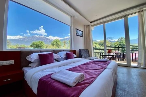 Hotel Sagar Residency - Best Mountain view Hotel in Palampur