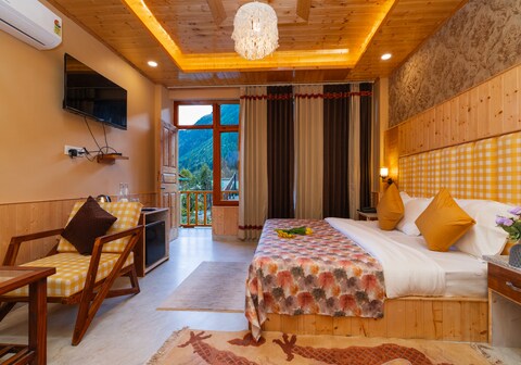 Mary Chalet