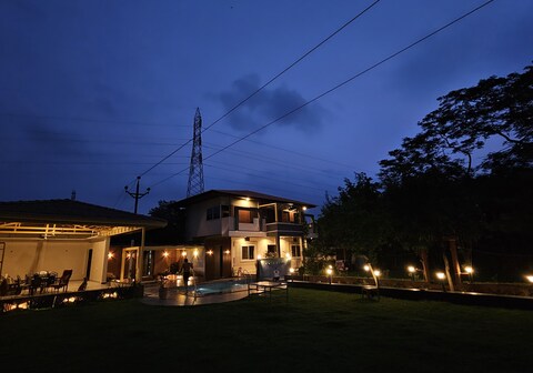 Mahak's Villa