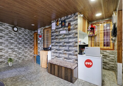 Hotel O Shree Home Mall Road