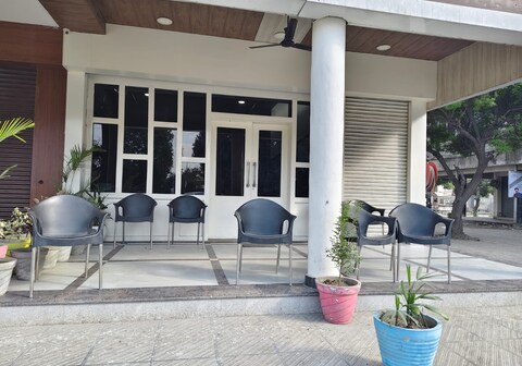 Hotel Bhullar