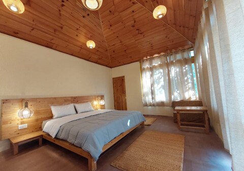 Natire Lover Tree House in Deotha, Jibhi