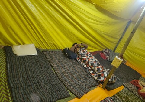 Abhinav tenta in mahakumbh