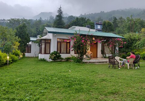 The Mountfords Arcadia Cottage