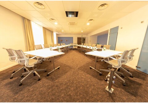 نوفوتيل نيس سانتر فيو نيس