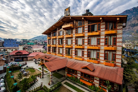 JJ by VIVAAN RESORTS