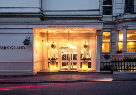 Park Grand Paddington Court