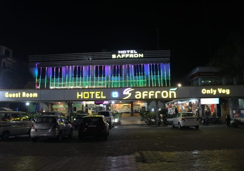 Hotel Saffron, Chikhli