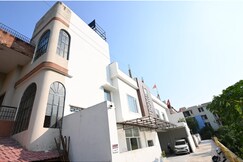 Tarang Stay .Inn, Varanasi Tarang Stay .Inn, Varanasi