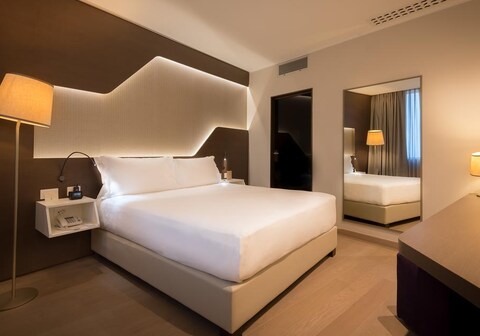 DoubleTree by Hilton Hotel Yerevan City Centre