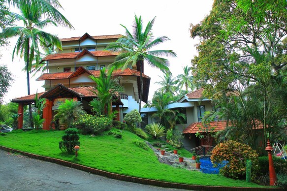 GREEN GATES WAYANAD