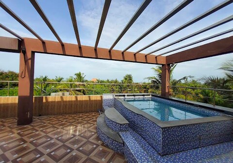 Le Grace Beach View Resort