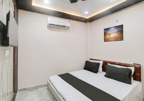 Hotel O BLUE MOON
