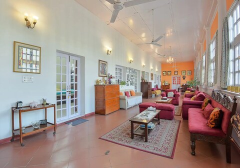 Priti Niwas 1 Room Set in Connaught Place