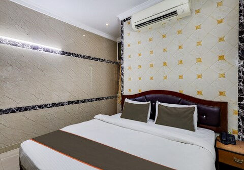 Hotel O Pearl View Residency