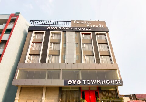 Super townhouse moosapet Rcc Prime