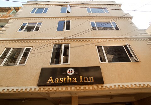 Hotel Aastha Inn