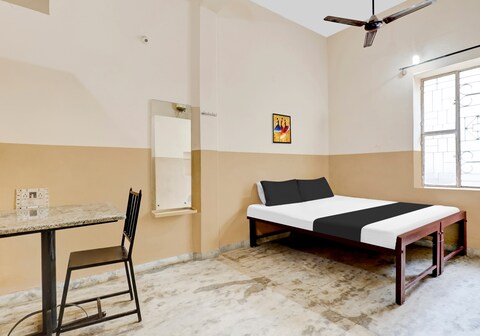 Hotel O FF City Lodge