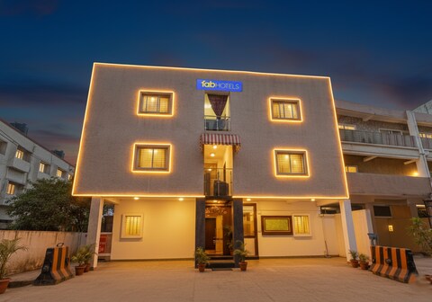 FabHotel Rajdhani Residency