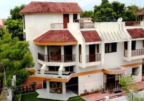 Cozy Room in Elite area of Nagpur