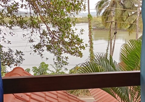 Casa De Julio - River View Rooms