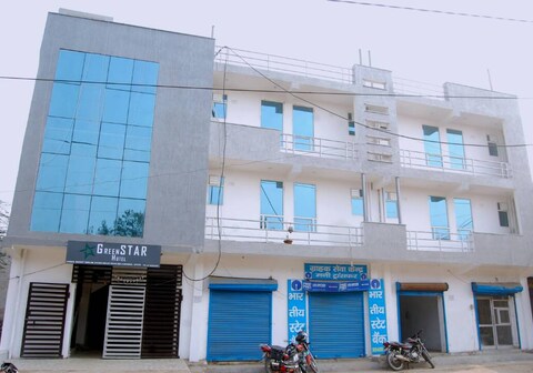 Green Star Hotel
