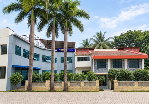 FabHotel Sayba Lodging