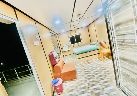 Jungle Paradise Resort