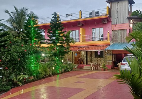ANANDI NIWAS - HOMESTAY (KARDE)