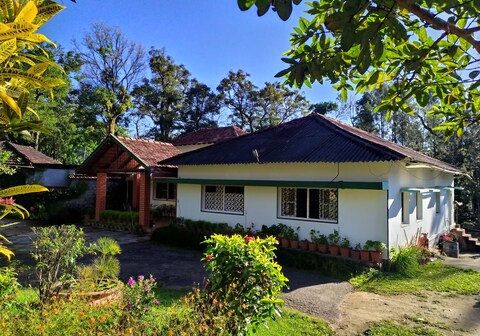 Yelagudige Village Homestay | Rooms & Guided Treks