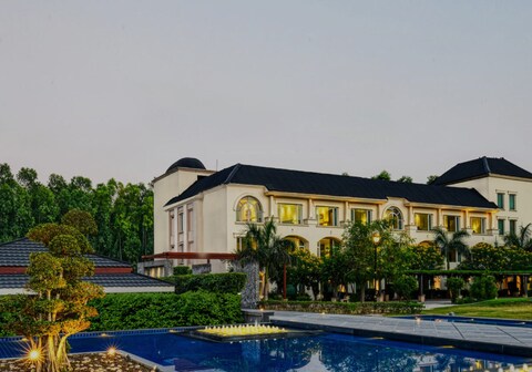 The Cabbana Resort & Spa