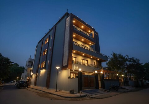 Haven Hotel Sector 31