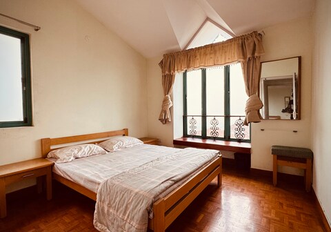 Sagelouis Lake View Kodaikanal