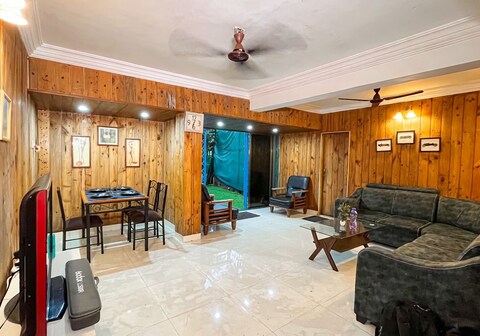 Cabin in the woods villa