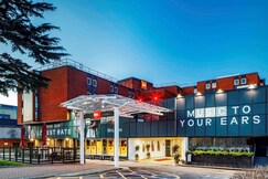 ibis London Heathrow Airport,  London ibis London Heathrow Airport,  London