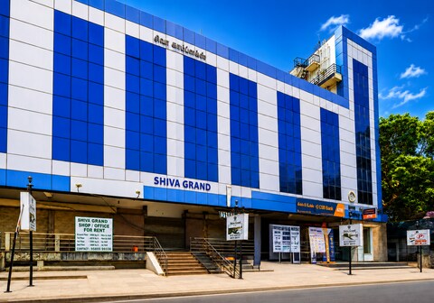 Hotel Shiva Grand