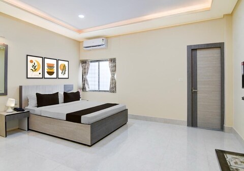 Townhouse Oak Howrah Junction Kolkata