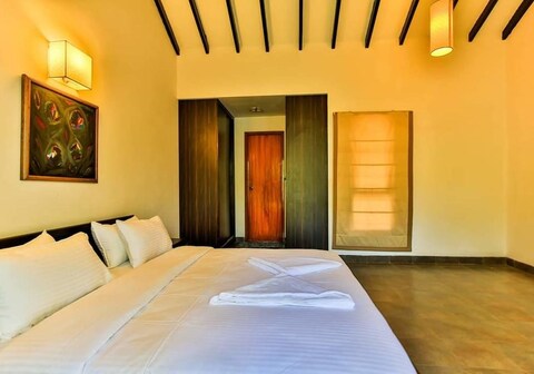 HOSPITALITY INN DIRANG (1)