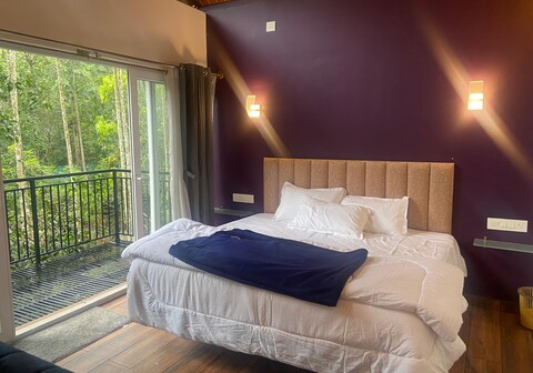 SR Villa River view