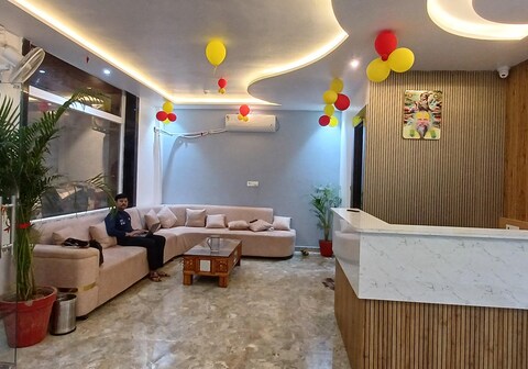 Dev Hotel & Restaurant