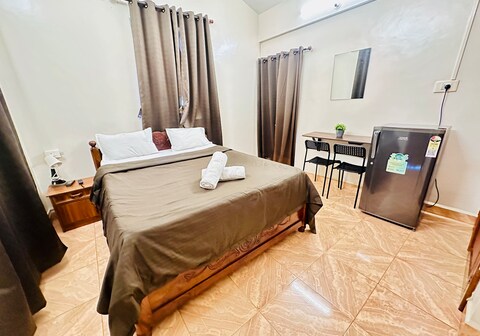 Caroline Guest House