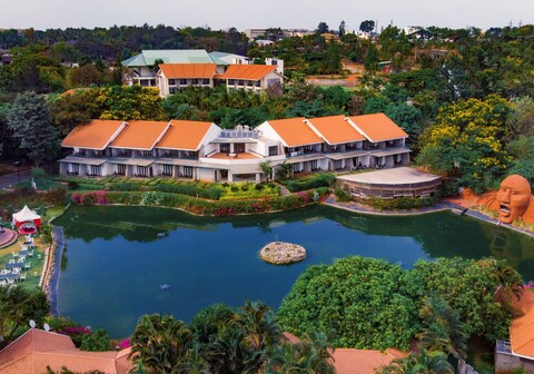 Silent Shores Resort & Spa