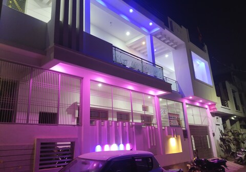 Shivangan Home Stay Ayodhya